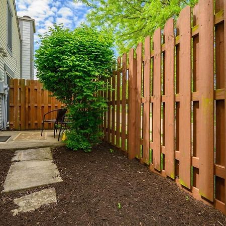 Family Friendly And Quite 2 Bedroom Condo Close To Fun Fort Wayne Zewnętrze zdjęcie